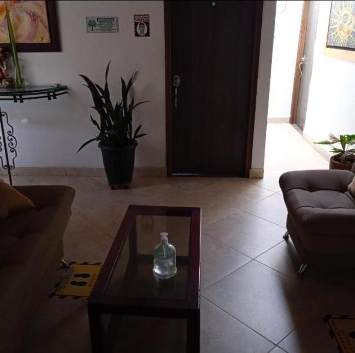 Gemas San Joaquin 1 Hotel Medellín Eksteriør billede