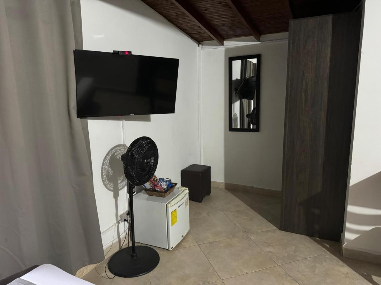 Gemas San Joaquin 1 Hotel Medellín Eksteriør billede
