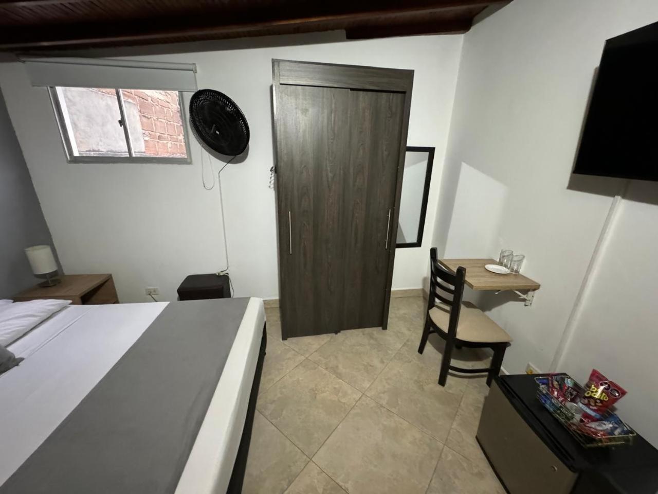 Gemas San Joaquin 1 Hotel Medellín Eksteriør billede