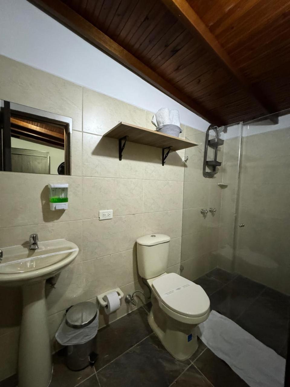 Gemas San Joaquin 1 Hotel Medellín Eksteriør billede